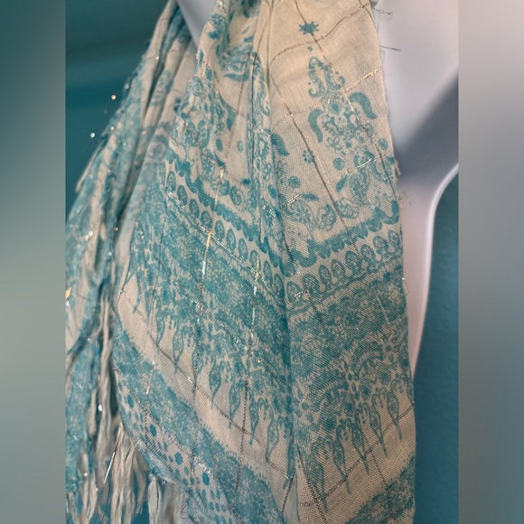 Arden B scarf/wrap in blue and white - Picture 2 of 3